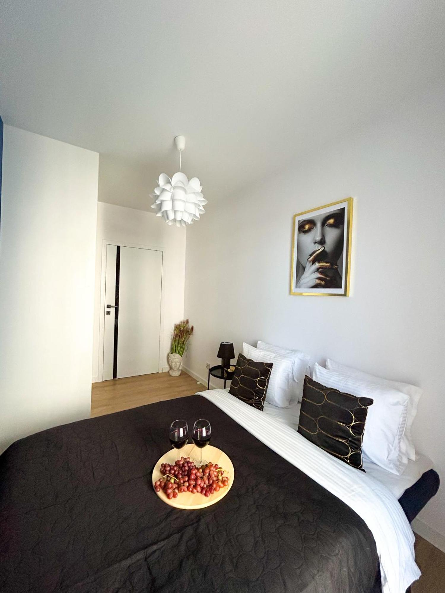 Lumina Stylish 3-Room Apart With Balcony Łódź Extérieur photo